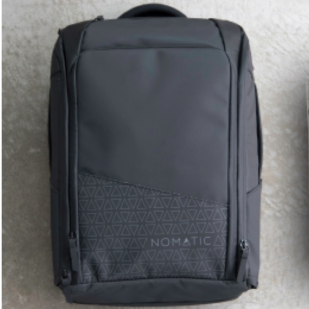 NOMATIC BACKPACK